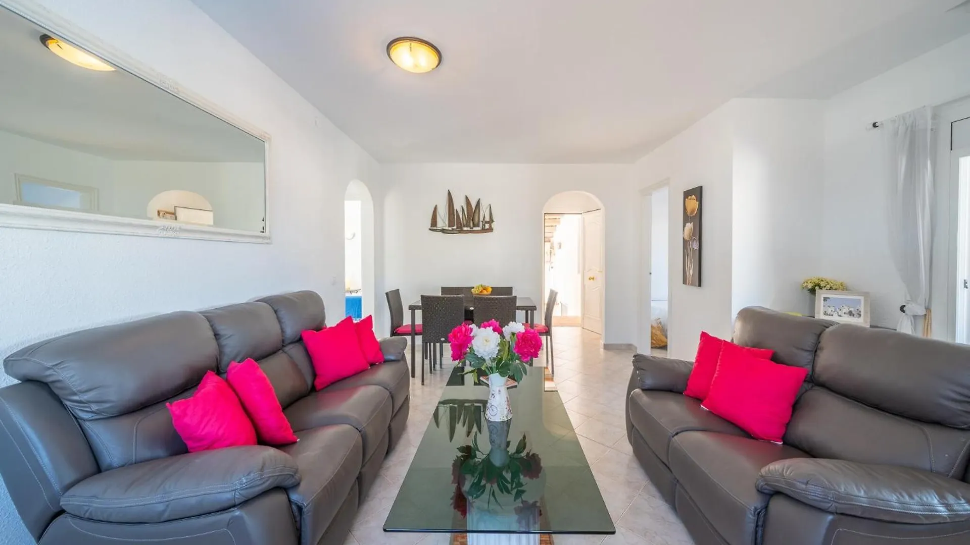 Well-Appointed Villa In L Escala L'Escala 0*,